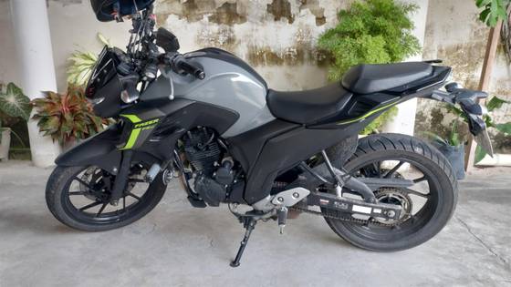 YAMAHA FZ25 FAZER ABS 